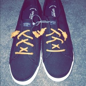 Sperry Black shoes nwot